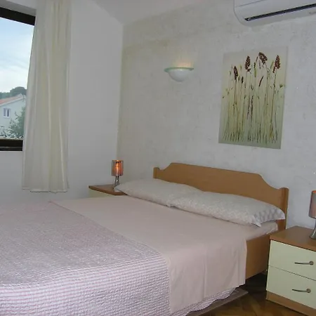 In Baska/island Krk 27796