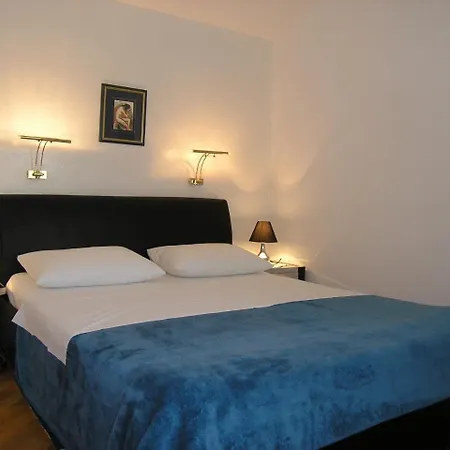 Lägenhet In Baska/island Krk 27796 Baška